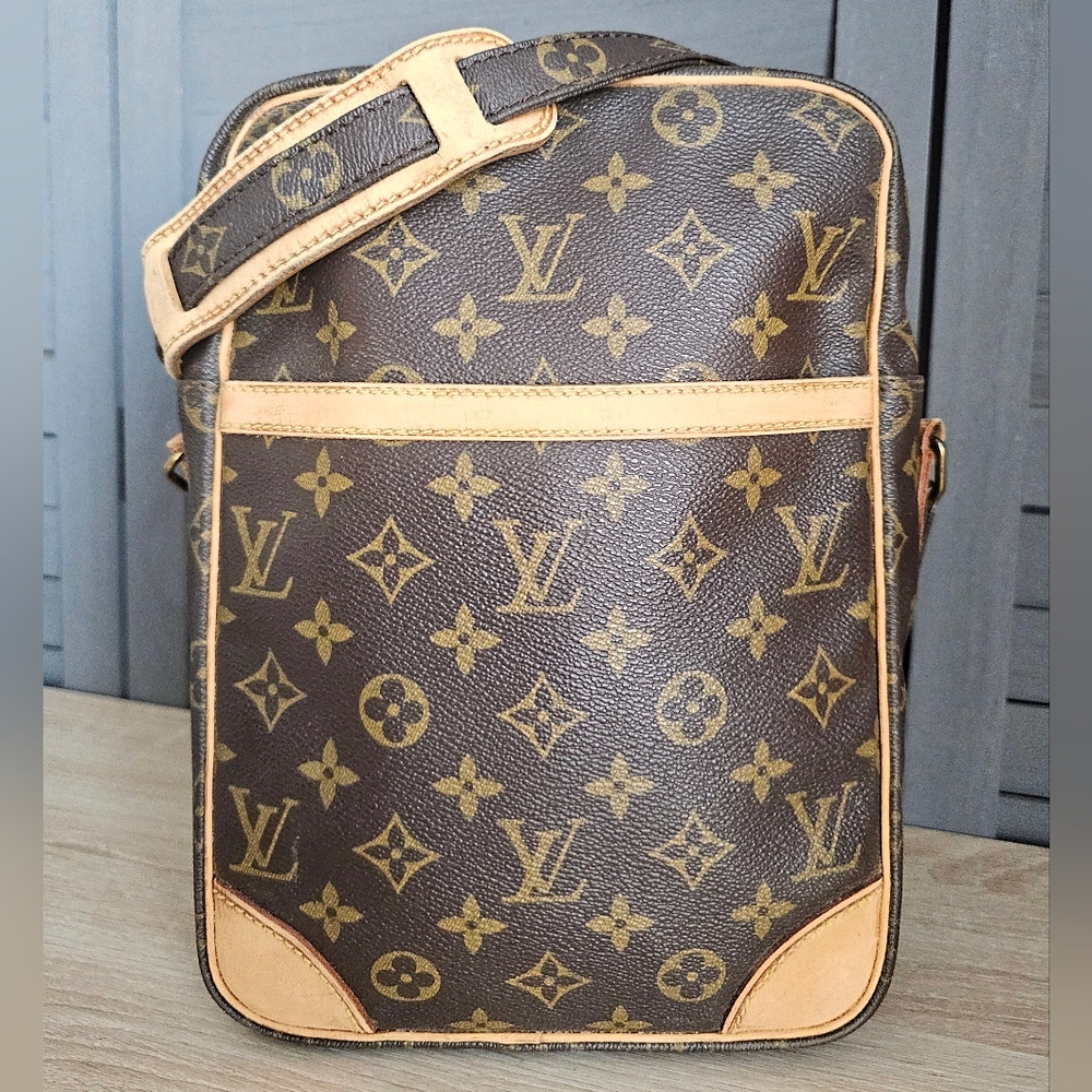 LOUIS VUITTON Danube MM Shoulder Bag